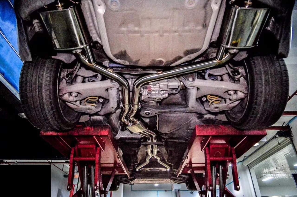 Audi RS4 B8 4.2 V8 FSI (2012-2015) ステンレス 1