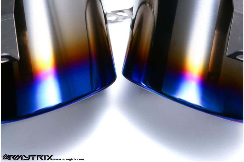 Audi R8 MKI Facelift V8 (2013-2015) チタン 1