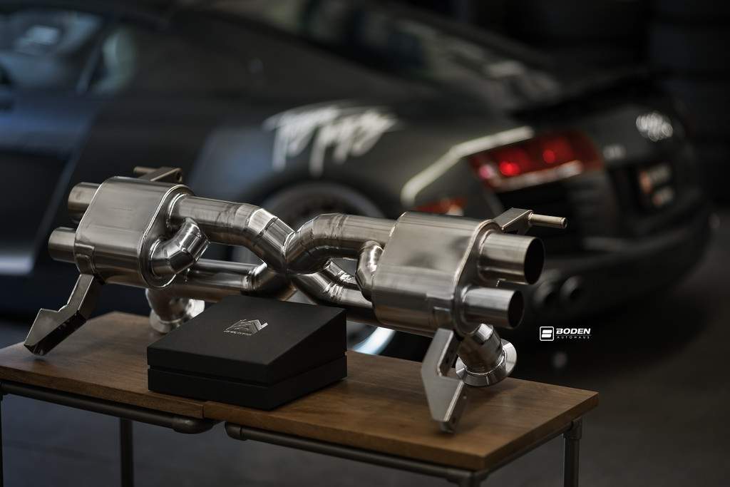 Audi R8 MKI V8 (2007-2012) チタン 1